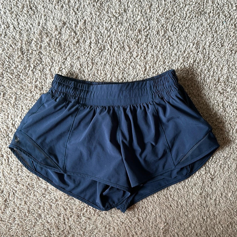 Lululemon Hotty Hot Shorts - Low Rise 2.5” Inseam